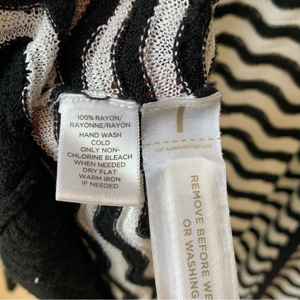 Ann Taylor LOFT black and white squiggle stripe open front cardigan - Picture 4 of 4